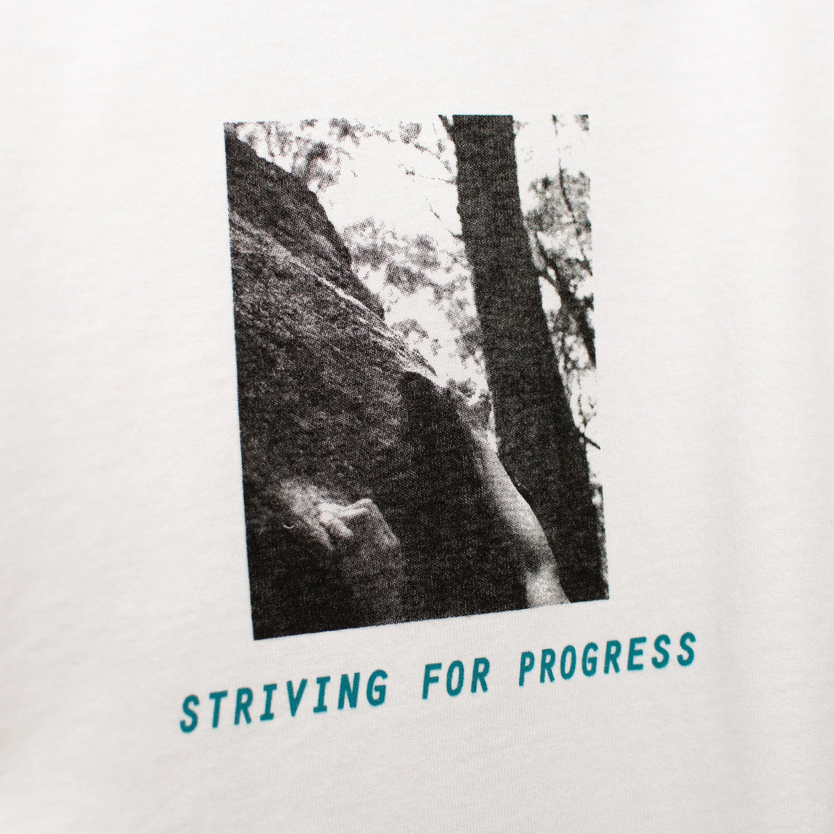 FiveFoot Striving For Progress Crop Top